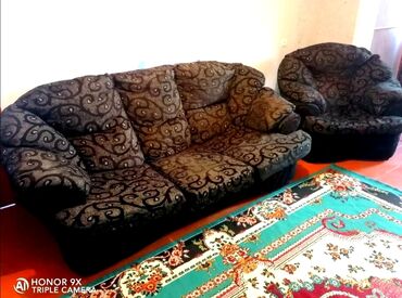 Divan və kreslo dəstləri: Klassik divan, Divan — 2