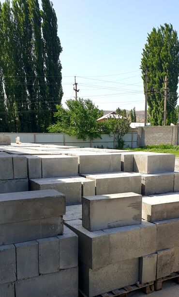 мрамор цена за м2: Полистиролбетонный блок, 600x200x300, D500, Платная доставка