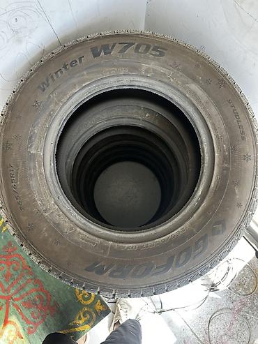 Шины: Покупались на 4Runner. Катались пару месяцев. Комплект зимних шин — 3