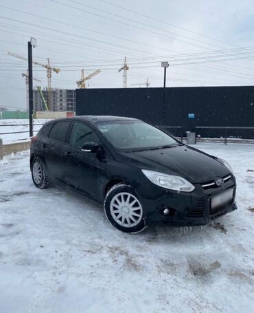 Ford: Ford Focus: 2013 г., 1.6 л, Механика, Бензин, Хэтчбэк