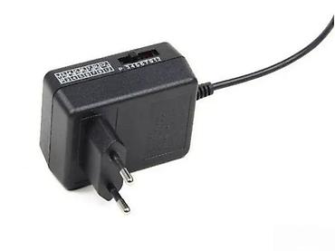 duplim: Univerzalni AC/DC adapter 24 W sa zamenjivim nastavcima - Snaga: 24 W — 4