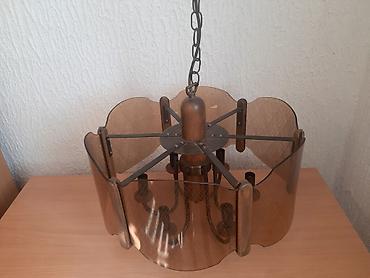 Rasveta: Stari luster mesing, drvo, staklo, 50cm Sirina lustera je 50cm, sa — 12