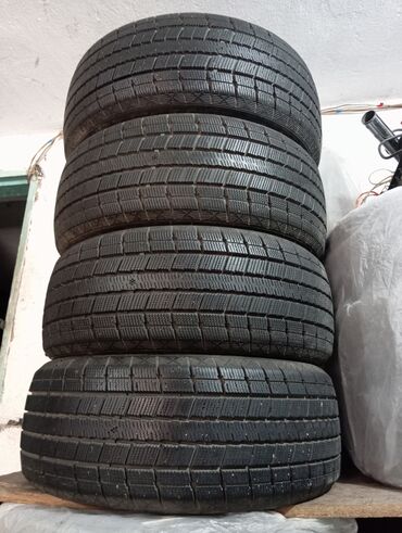 сколько стоят зимние шины на машину: Шиналар 215 / 50 / R 17, Кыш, Колдонулган, Комплект, Жеңил унаалар, Кытай