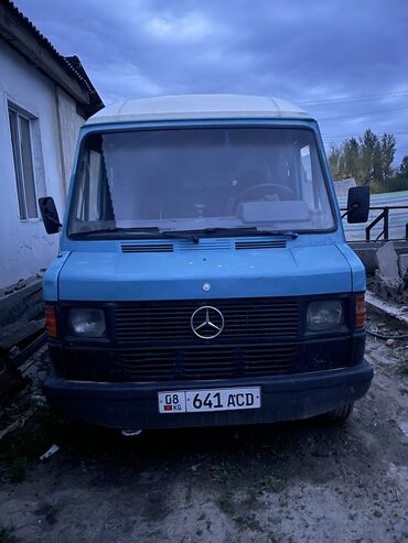 Mercedes-Benz: Mercedes-Benz : 1993 г., 2.3 л, Механика, Дизель, Фургон