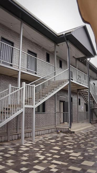 Продажа коттеджей и домов: 📍 село Сары-Ой 🔘9-комнатный 🔘Этажи 2 🔘235,46м² Продаётся полностью — 8