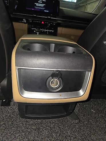 Kia: Kia Carnival: 2020 г., Минивэн — 29