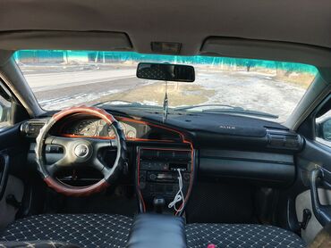 Audi: Audi 100: 1993 г., 2.3 л, Механика, Газ, Седан