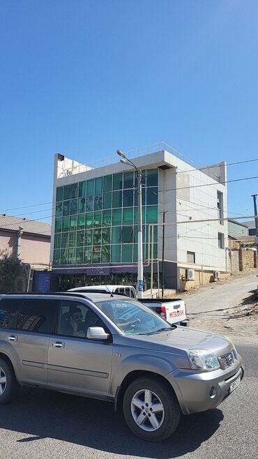 Ofislər: İcarəyə verilir----Masazırda yol kənarında 3 mərtəbəli +açıq mansarlı — 2