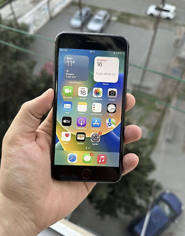 Apple iPhone: IPhone 8 Plus, 64 GB, Jet Black, Barmaq izi — 7