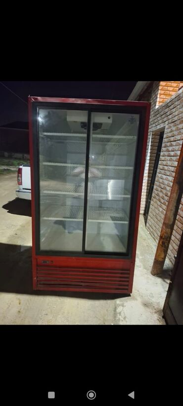 Yuxa, lavaş aparatları: *Seva Xirdalan*. Turkiyənin Uğur firmasinin Su sok ucun vitrin