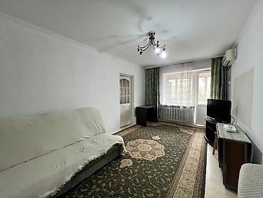 store: 2 комнаты, 43 м², Военторг Хрущевка, 4 этаж, Старый ремонт — 1