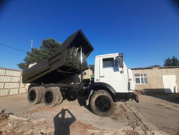 Yük maşınları: KAMAZ samasval - Markası/modeli: KAMAZ (ön hissədə “KAMAZ” loqosu) — 12