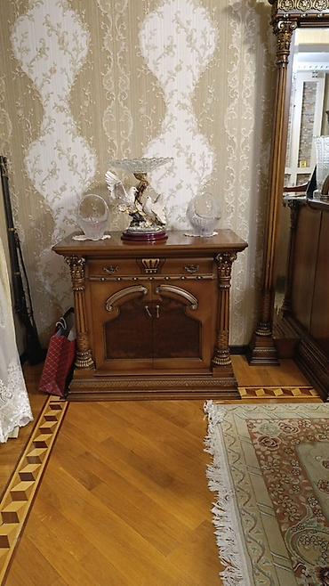 mebel materiali: Klassik üslubda yemək otağı dəsti - Material: keyfiyyətli ağac (qoz — 10
