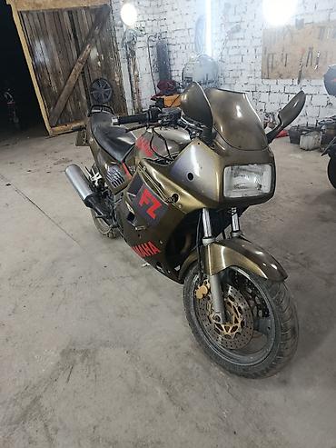 мото кийим: Yamaha FZ —750куб. дорожный спортбайк с полным пластиковым обвесом и — 2