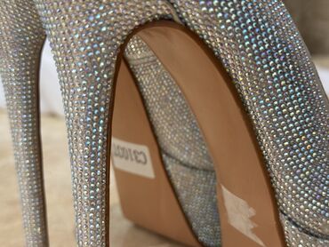 Tuflilər: Tuflilər, Ölçü: 37, rəng - Gümüşü, Yeni — 9