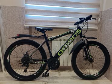 Şəhər velosipedləri: İşlənmiş Şəhər velosipedi Adidas, 26", sürətlərin sayı: 32, Ünvandan götürmə, Ödənişli çatdırılma