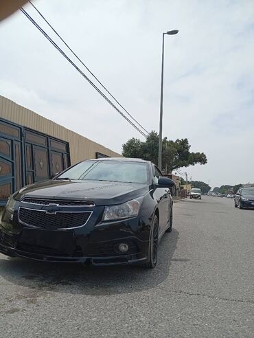 shevralet cruz: Chevrolet Cruze: 1.8 l | 2010 il 245000 km Sedan