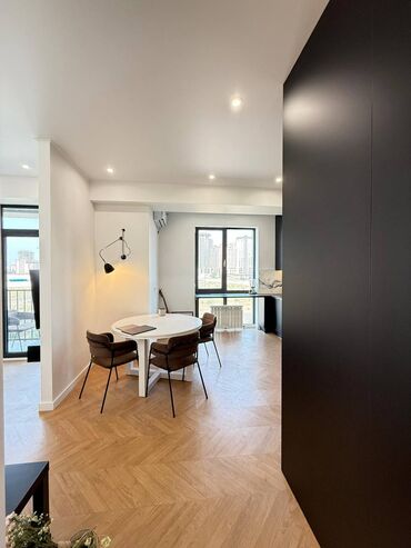 молодая гвардия московская: 3 комнаты, 80 м², Элитка, 5 этаж, Евроремонт