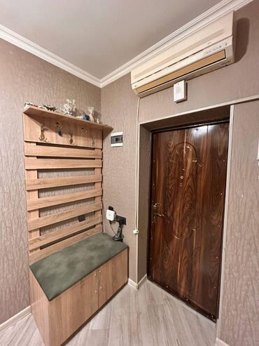 Uzunmüddətli kirayə mənzillər: Nizami rayonu,Xalqlar Dostluğu metrosundan piyada 5 dəqiqəlik — 11