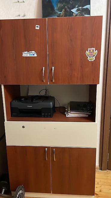 Ofis mebeli: İki rəng kombinasiyalı (qəhvəyi ağac teksturası + krem) çoxfunksiyalı — 1