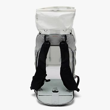 peak: Peak Design Outdoor Backpack 45L, цвет Cloud. Продаю новый — 4