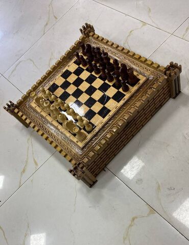 Şahmatlar: Şahmatlar hazır əldə var. Çeşid çoxdu. Çatdırılma edilir. Super — 20