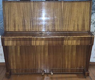 ov tiri: Upright piano – Oktava - Model: Oktava (upright/şaquli pianino) - — 2