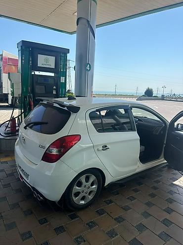 rels: Hyundai i20: 1.4 l | 2009 il Hetçbek — 4