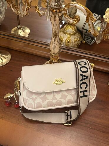 Çantalar: Əl çantası, Məşqçi, Yeni — 17