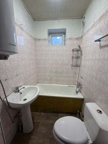 Долгосрочная аренда домов: 180 м², 7 комнат, Утепленный, Бронированные двери, Балкон застеклен — 6