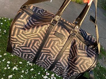obi velika plana: Predivna Gucci putna torba od kvalitetne kože, dimenzija 46 cm dužina — 6