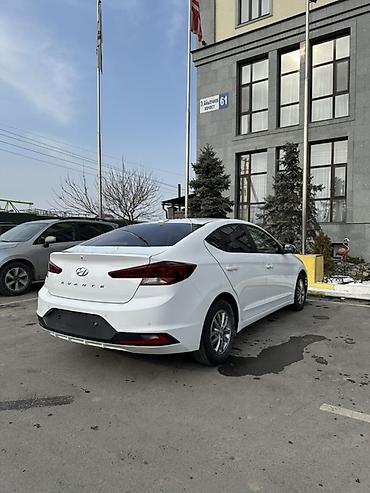 Hyundai: Hyundai Elantra: 2019 г., 1.6 л, Газ, Седан — 6