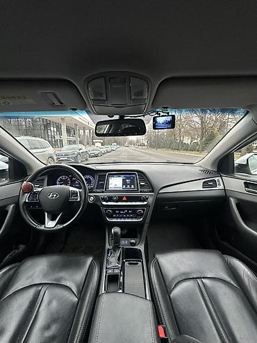 Hyundai: Hyundai Sonata: 2019 г., 2 л, Автомат, Газ, Седан — 12