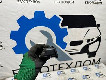 b20: Дефлектор воздуховода Honda 1998 г., Б/у, Оригинал, Германия — 2
