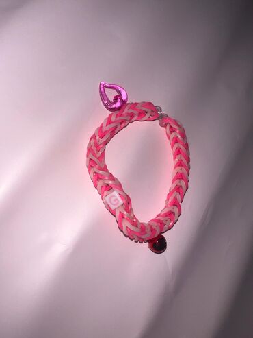 Bijuteriya dəstləri: İki ədəd qolbaq seti 1) Boncuklu qolbaq: - Çəhrayı şüşə/akril -da lalafo.az — 4 Bijuteriya dəstləri: İki ədəd qolbaq seti 1) Boncuklu qolbaq: - Çəhrayı şüşə/akril — 4