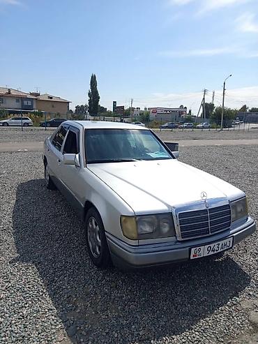 немецкий квариал: Mercedes-Benz W124: 1993 г., 2.2 л, Механика, Бензин, Седан — 1
