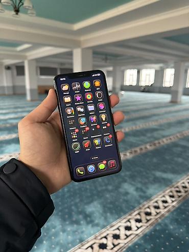 Apple iPhone: IPhone 11 Pro Max, Б/у, 64 ГБ, Matte Midnight Green, Чехол, 80 % — 10