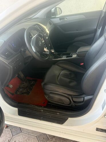 Hyundai: Hyundai Sonata: 2019 г., 2 л, Автомат, Газ, Седан — 12