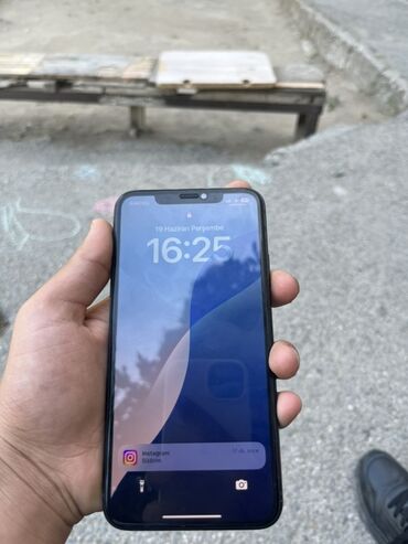 windows 11: IPhone 11 Pro, Matte Midnight Green, Face ID