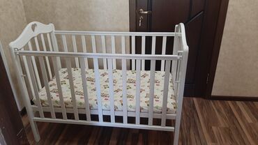 детская кровать бу: Детская односпальная кровать, Б/у, Для мальчика, Для девочки, С матрасом, Дерево, Самовывоз