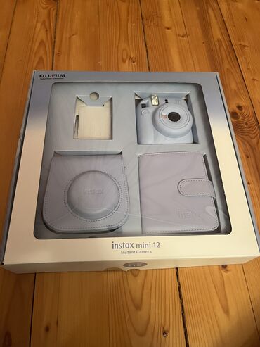 fujifilm: SET INSTAX MINI 12 Instax mini 12 set halında satılır. Setə daxildir
