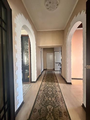 Продажа коттеджей и домов: Продаётся дом с закрытым двором и большим навесом для автомобилей — 21