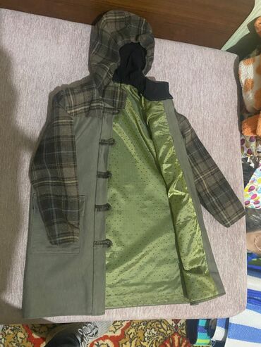кашемир пальто: Продаю детские куртки и пальто. На 5-5,5 лет
