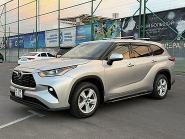 Toyota Highlander: 2021 г., 3.5 л, Автомат, Бензин, Кроссовер