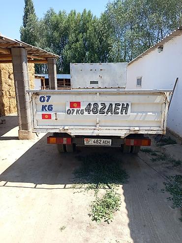 м рул: Жеңил жүк ташуучу унаа, Mercedes-Benz, Стандарт, 3 т, Колдонулган — 1