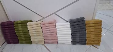 Peškiri: Set peškira, Jednobojni na lalafo.rs — 3 Peškiri: Set peškira, Jednobojni — 3