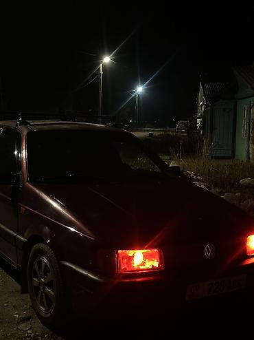 обмен с моей доплатой: Volkswagen Passat: 1988 г., 1.8 л, Механика, Бензин, Седан — 8