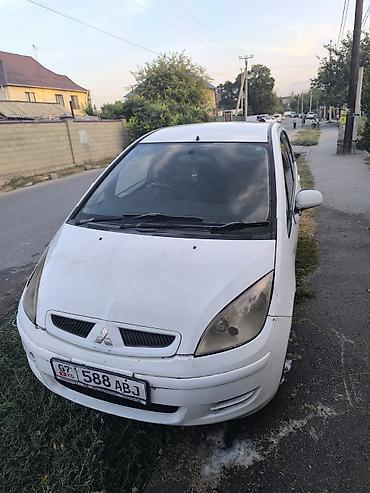 honda git: Mitsubishi Colt: 2003 г., 1.3 л, Вариатор, Хэтчбэк — 2