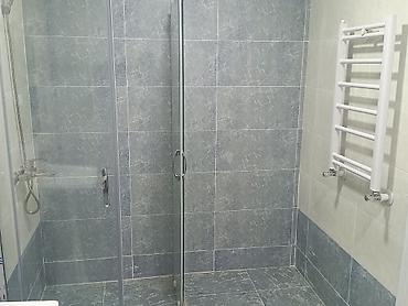 balakende satilan evler: 2 otaqlı mənzil – işıqlı və səliqəli planlama - Geniş qonaq otağı və — 1