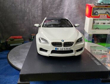 Avtomobil modelləri: Коллекционная модель BMW M6 F13M Coupe Alpine White 2012 Dealer — 8